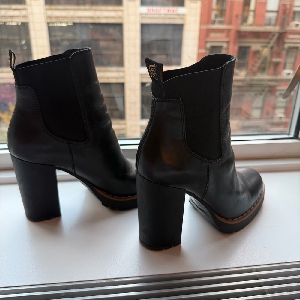 Hogan Black Heeled Boots - Picture 4 of 4